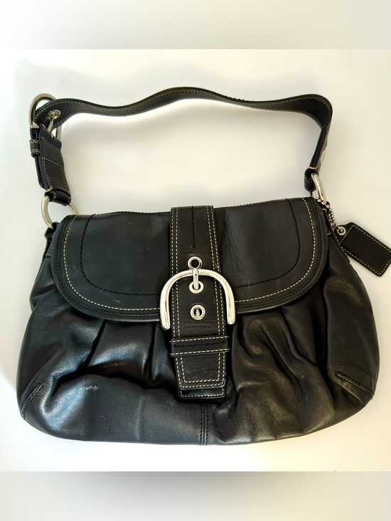 Coach Handbags - A Y2K Coach Soho bag ,black leather,white stitching, silver buckle closure.